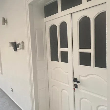 Tirana Leasing&rentals Apartman