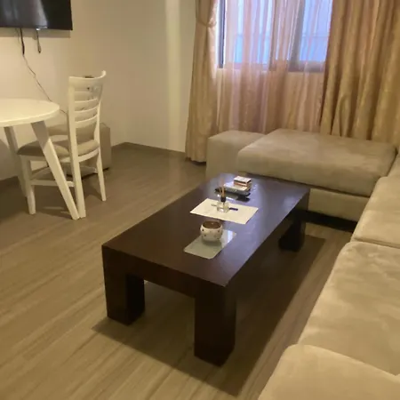 Tirana Leasing&rentals Lejlighed Selitë e Vogël