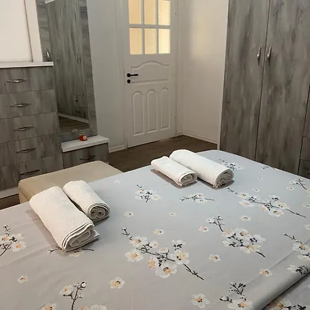 Tirana Leasing&rentals Apartamento