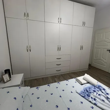 Tirana Leasing&rentals Selitë e Vogël