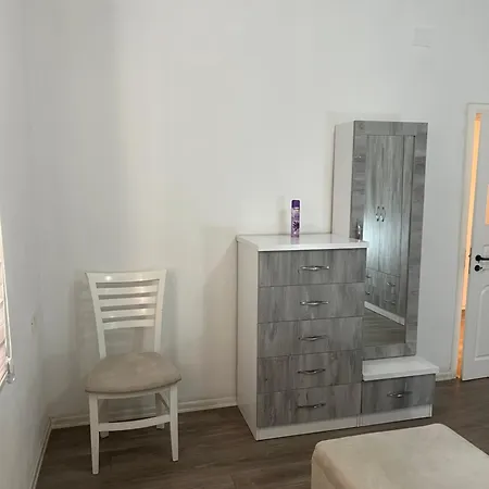 شقة Tirana Leasing&rentals Selitë e Vogël